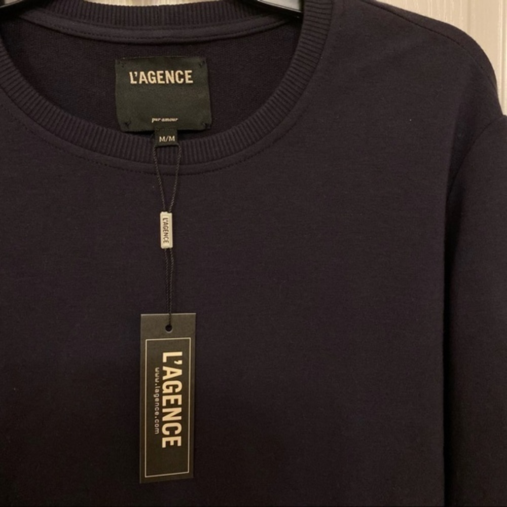 L'AGENCE Christy Contrast Stitch Top in Midnight Size M - Picture 5 of 9